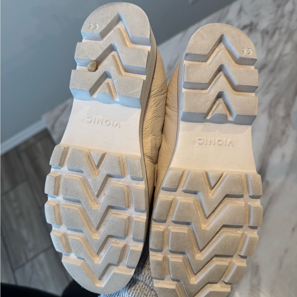 Vionic loafers - Picture 4 of 5